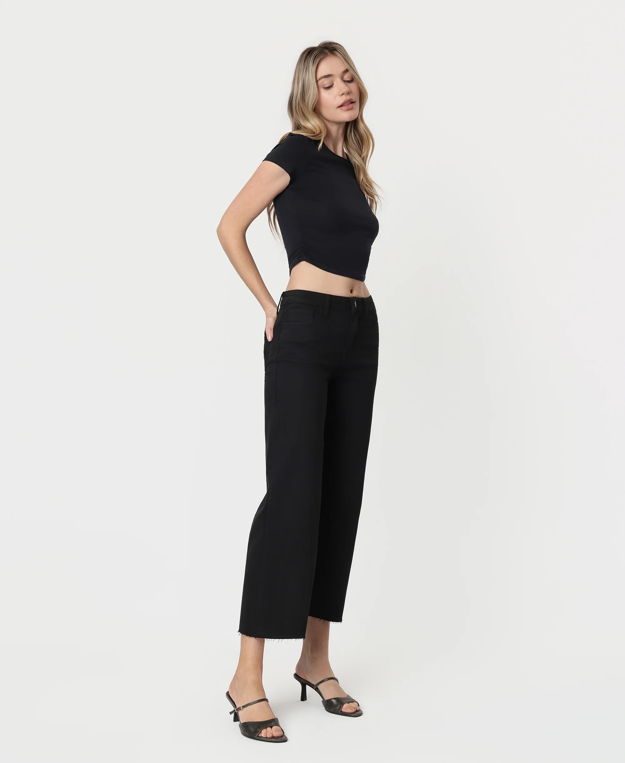 Black - High Rise Crop Wide Leg Jeans - Image 4
