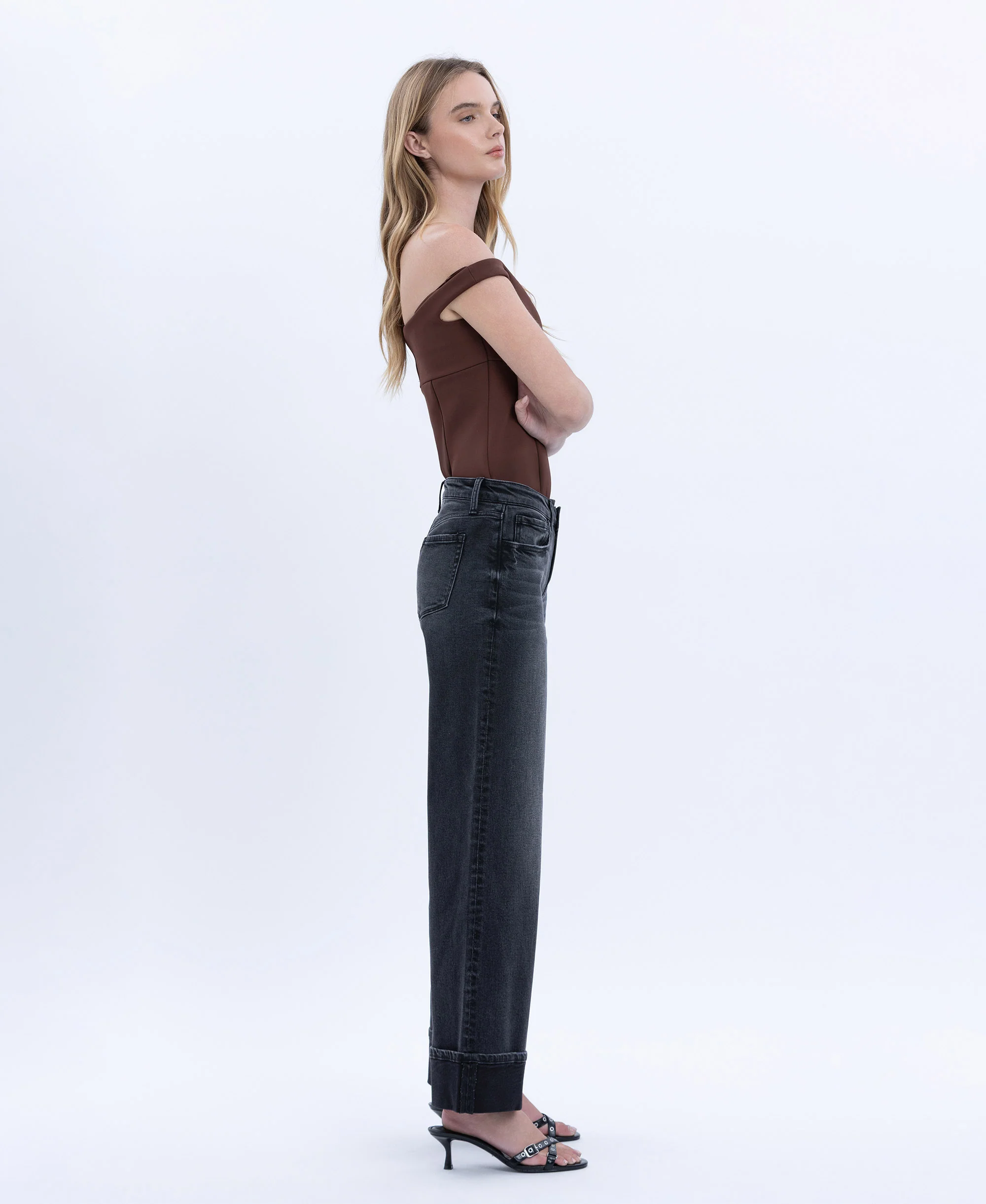 Black - Low Rise Cuffed Baggy Wide Leg Jeans - Image 4