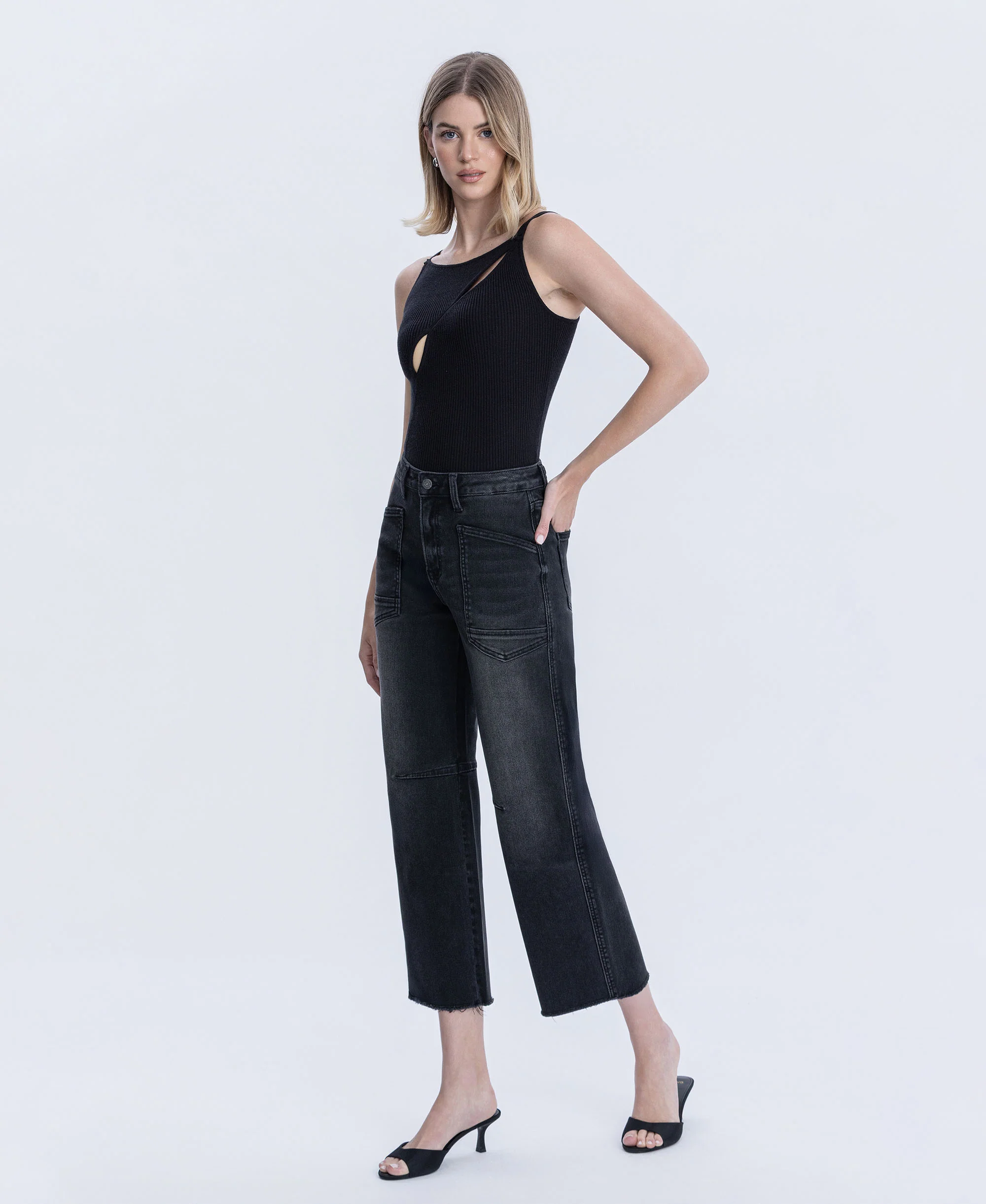 Black - Super High Rise Raw Hem Crop Barrel Jeans - Image 3