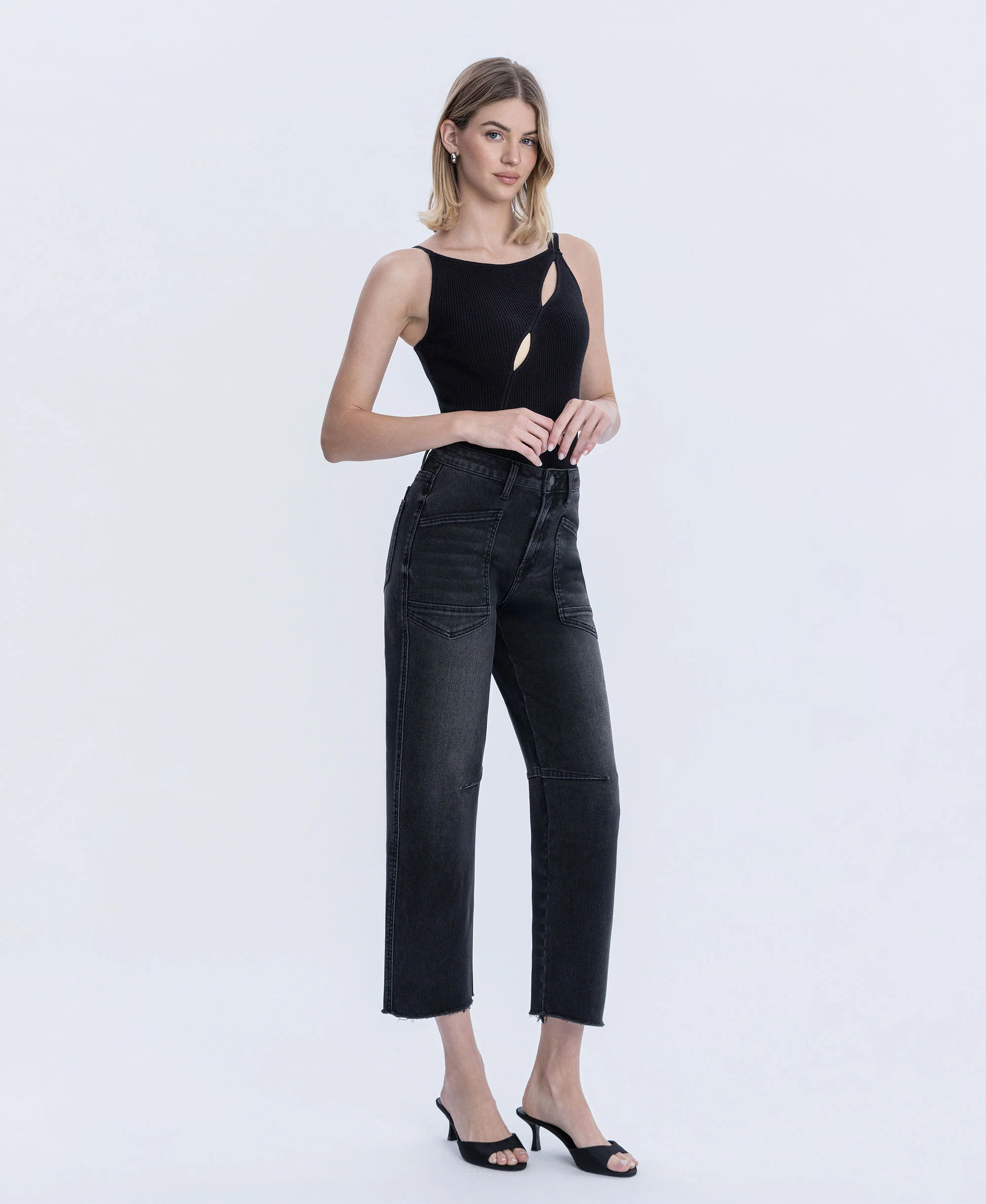 Black - Super High Rise Raw Hem Crop Barrel Jeans - Image 4