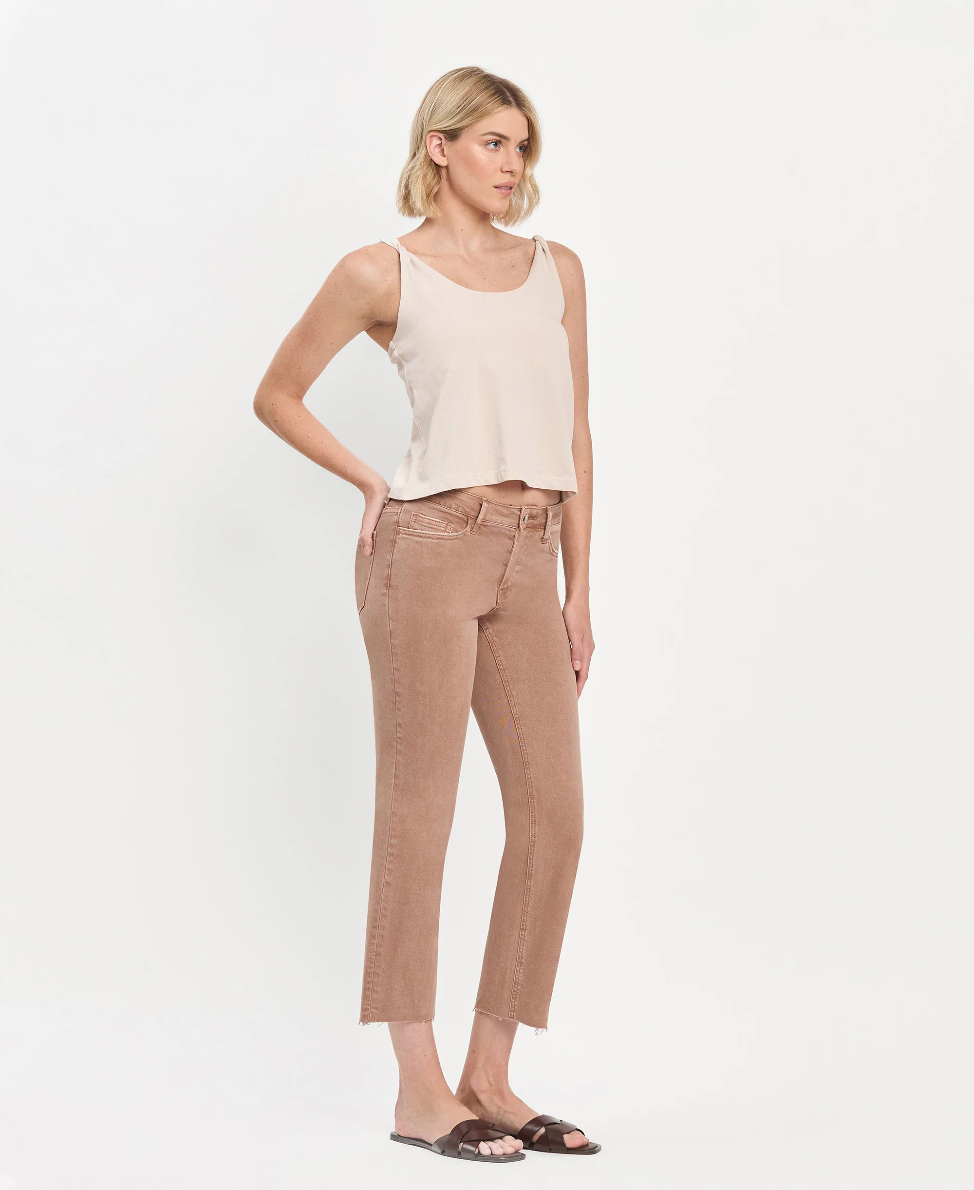 Leading - Mid Rise Straight Jeans - Image 4