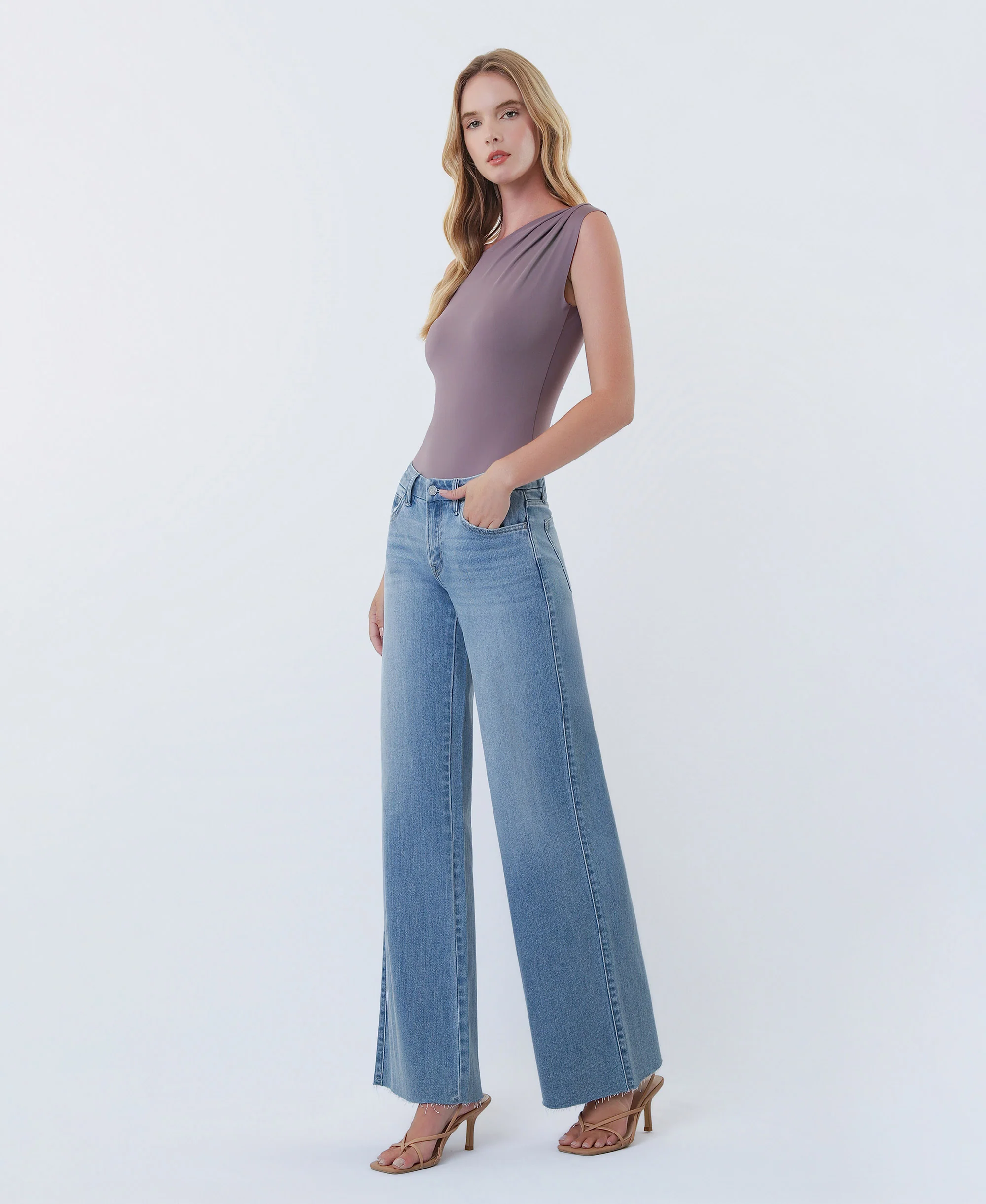 Light - Mid Rise Clean Cut Raw Hem Wide Leg Jeans - Image 3