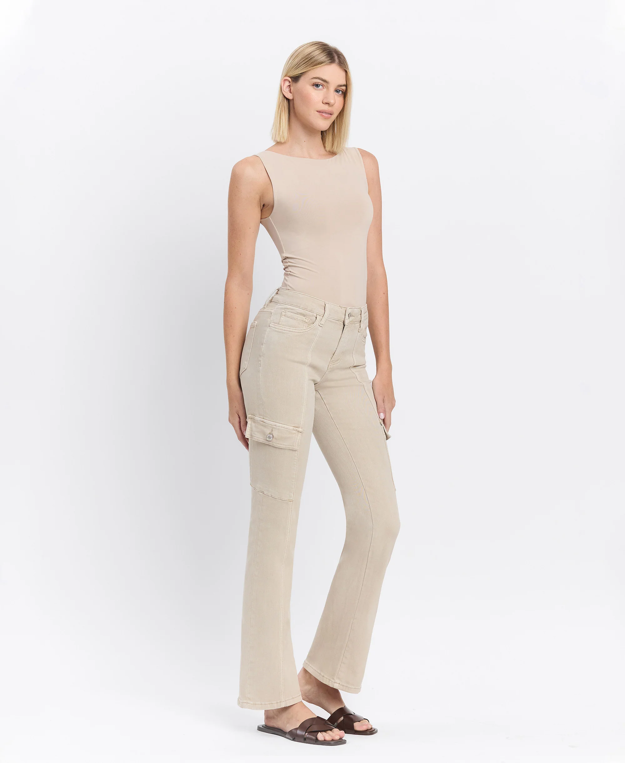 Peyote - Mid Rise Cargo Bootcut Jeans - Image 4