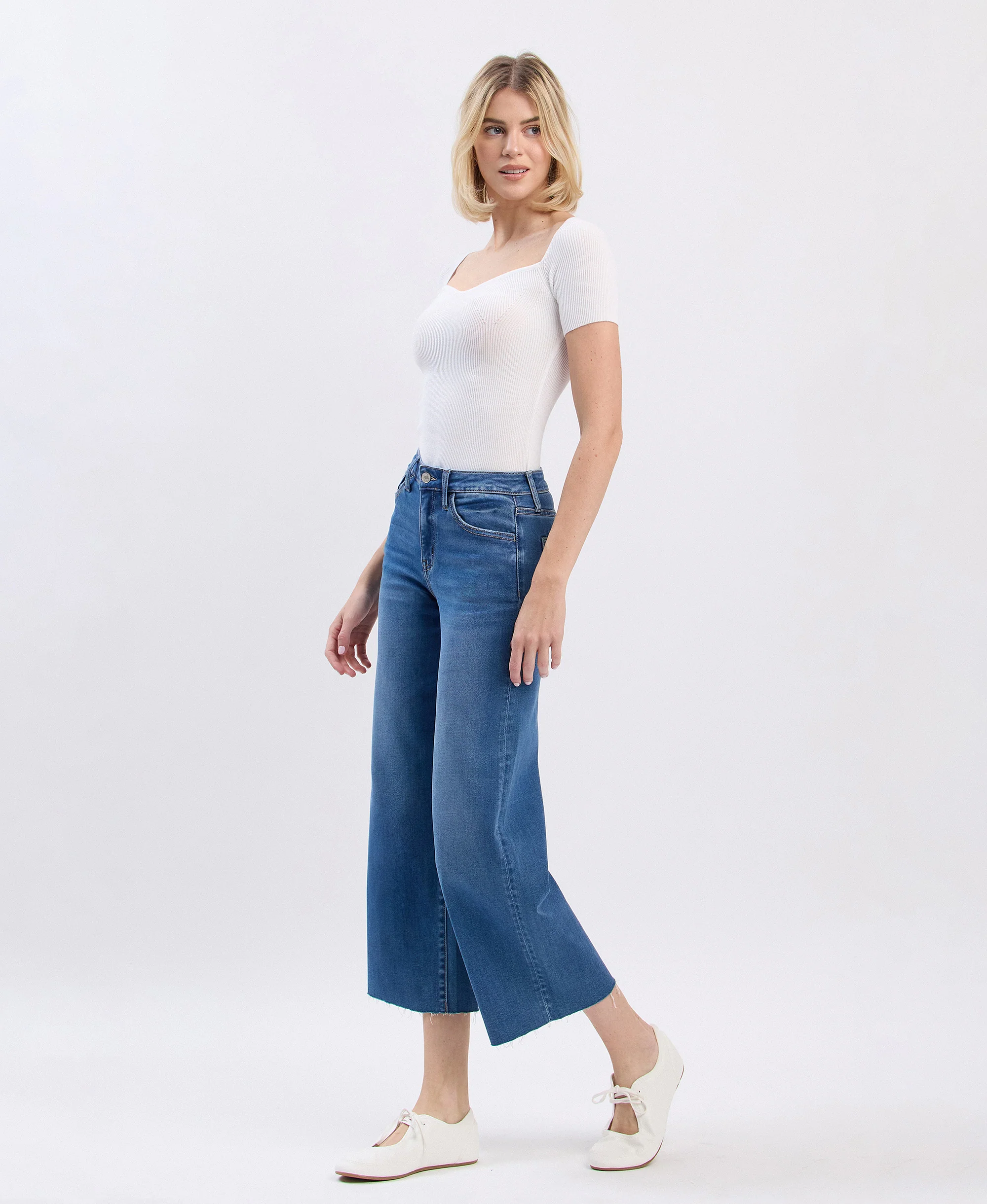 Right - High Rise Raw Hem Crop Slim Wide Leg Jeans - Image 3