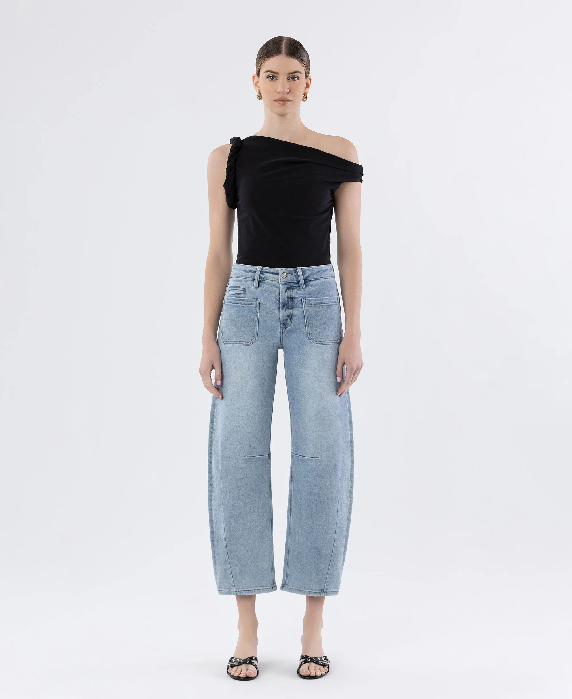 Superb - High Rise Patch Pocket Barrel Jeans - Image 4