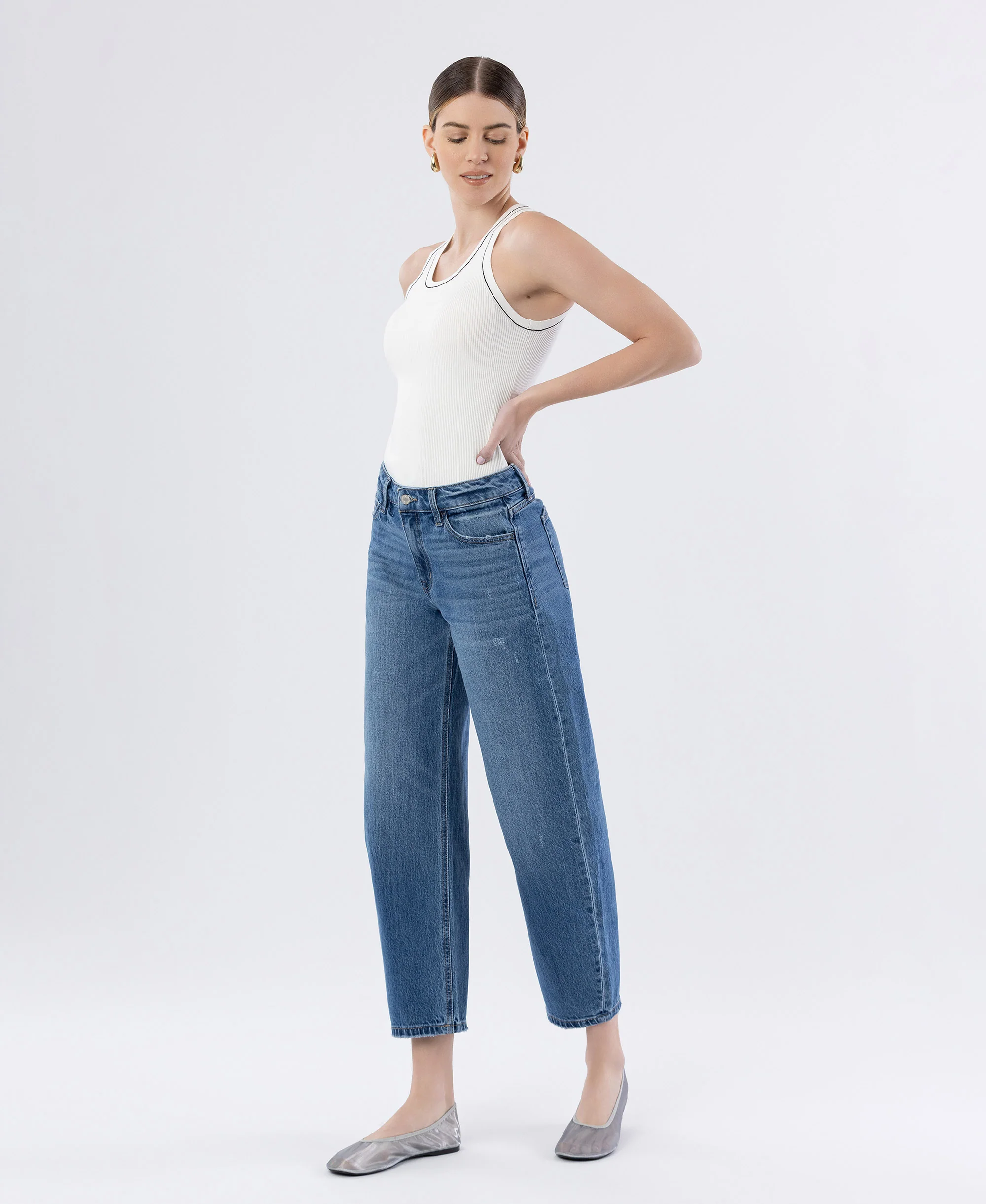 Trasimeno - High Rise Barrel Jeans - Image 4